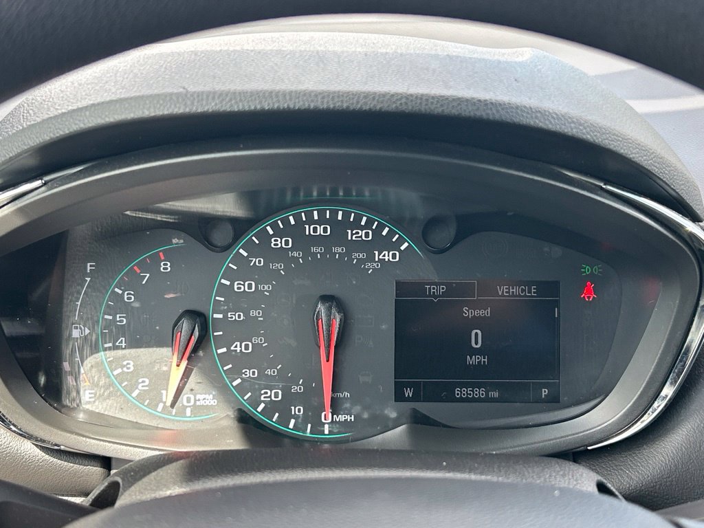 Used 2022 Chevrolet Trax LT AWD/4WD image 24