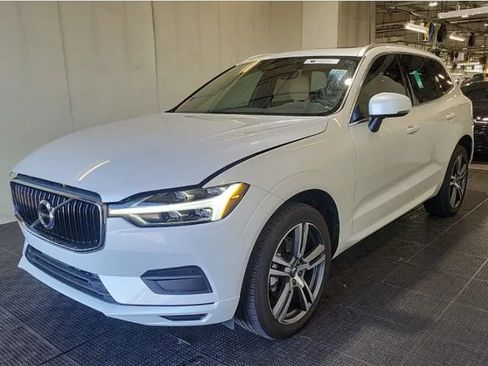 Used 2020 Volvo XC60 T5 Momentum AWD/4WD image 1