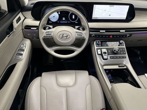 Used 2024 Hyundai Palisade Calligraphy image 13