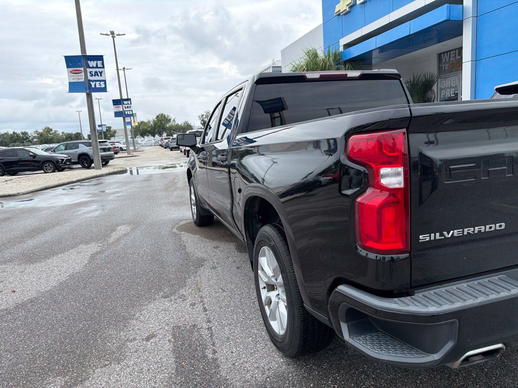 Used 2020 Chevrolet Silverado 1500 Custom w/ Custom Value Package RWD image 8