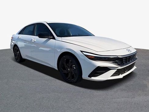 New 2026 Hyundai Elantra Sport FWD image 4