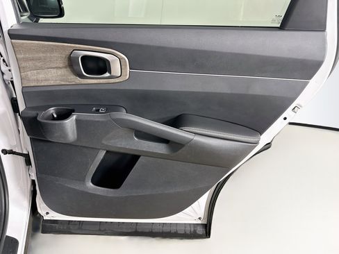 Used 2023 Kia Sorento S w/ Panoramic Sunroof Package AWD/4WD image 33
