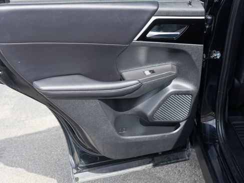 Used 2022 Mitsubishi Outlander SE AWD/4WD image 28