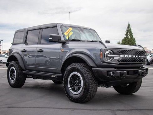 Used 2022 Ford Bronco Badlands AWD/4WD image 1