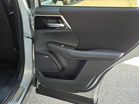 New 2026 Mitsubishi Outlander ES FWD image 27