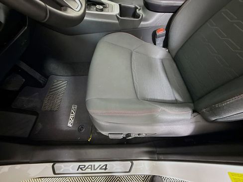 Used 2023 Toyota RAV4 SE w/ Weather & Moonroof Package AWD/4WD image 19