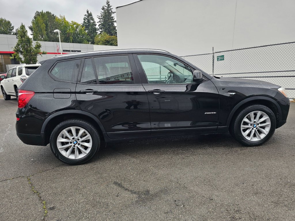 Used 2017 BMW X3 xDrive28i AWD/4WD image 8