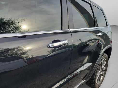 Used 2018 Jeep Grand Cherokee Limited RWD image 27