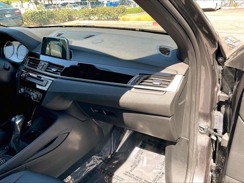 Used 2019 BMW X1 xDrive28i w/ Convenience Package AWD/4WD image 18