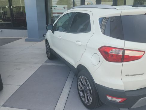 Used 2020 Ford EcoSport Titanium AWD/4WD image 6