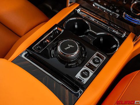 Used 2023 Rolls-Royce Cullinan image 33