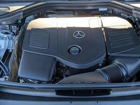 New 2026 Mercedes-Benz GLC 300 4MATIC image 17