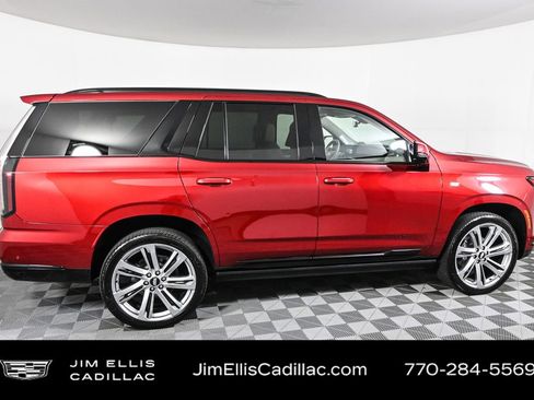 Used 2025 Cadillac Escalade Sport Platinum w/ LPO, Floor Liner Package image 32