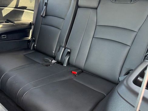 Used 2022 Honda Pilot Special Edition image 13