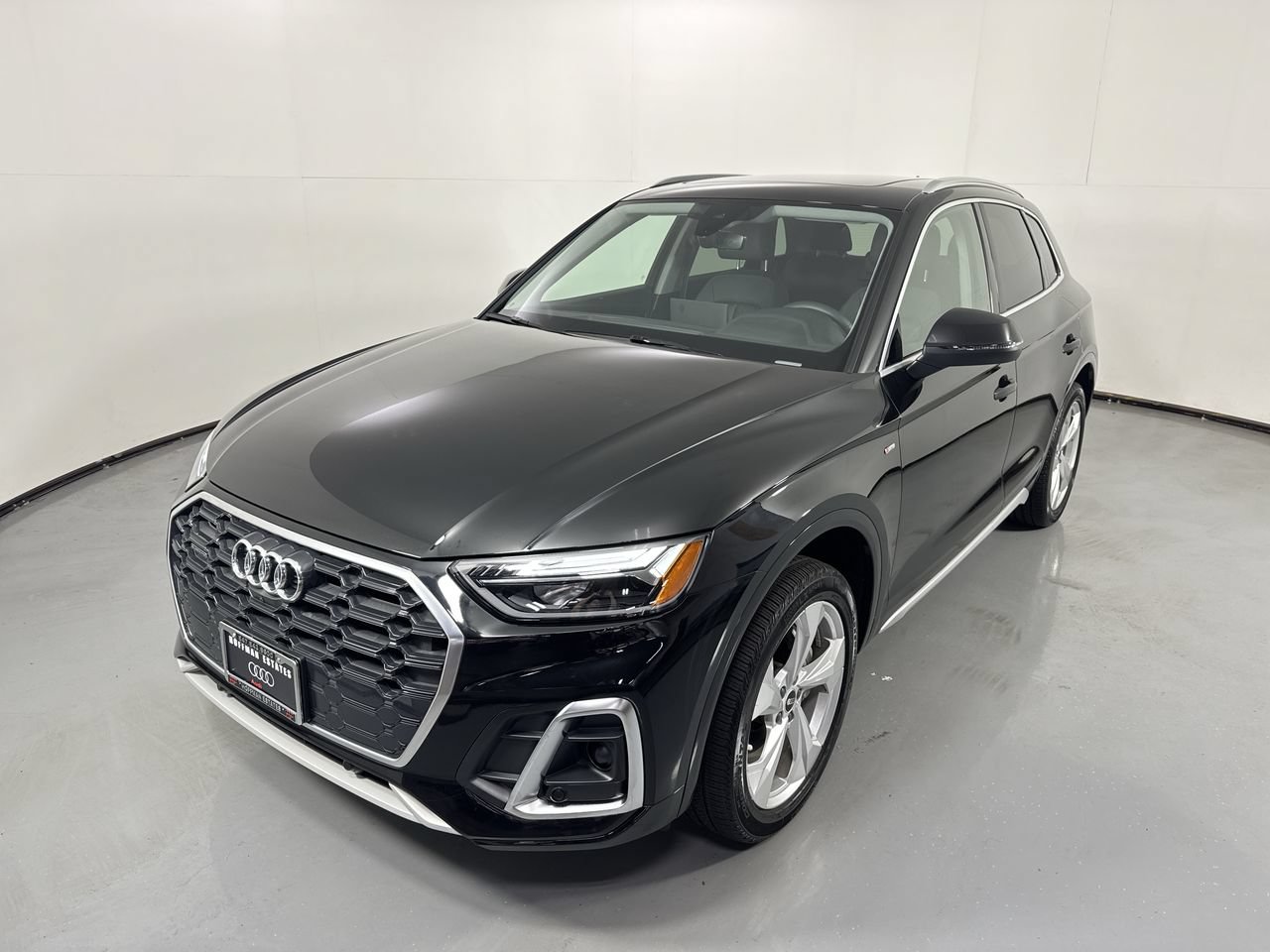 Used 2023 Audi Q5 2.0T Premium Plus w/ Premium Plus Package AWD/4WD image 30