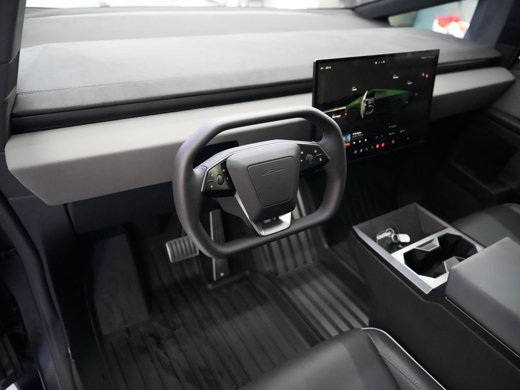 Used 2024 Tesla Cybertruck Cyberbeast AWD/4WD image 15