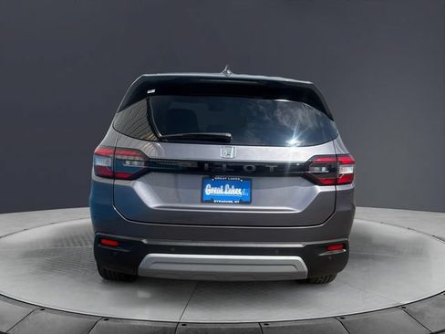 Certified 2025 Honda Pilot EX-L image 4