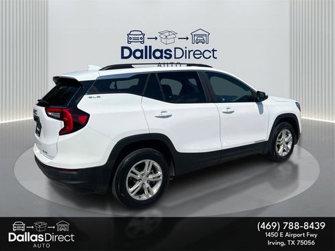 Used 2023 GMC Terrain SLE w/ Driver Convenience Package image 6