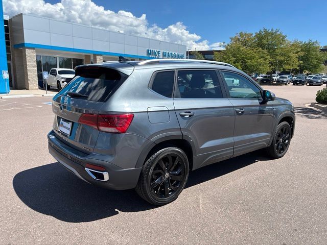 Used 2022 Volkswagen Taos SE AWD/4WD image 6