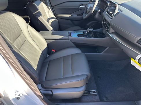 New 2026 Nissan Rogue SV image 13