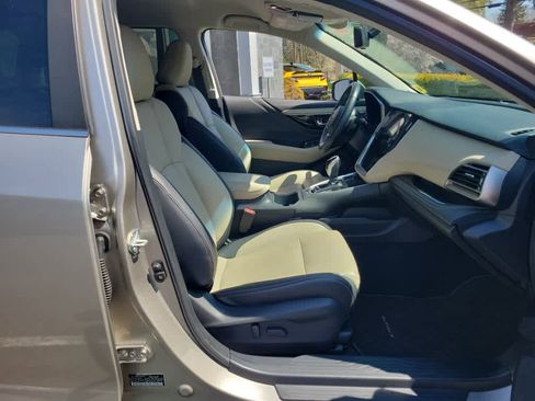 Used 2020 Subaru Outback Limited image 27