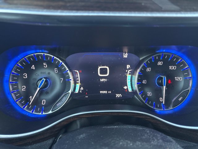 Used 2022 Chrysler Pacifica Limited FWD image 23