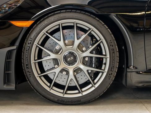 Certified 2025 Porsche 718 Boxster Spyder RS RWD image 21