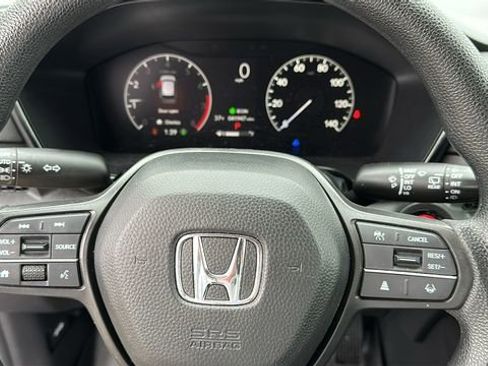 Used 2023 Honda CR-V LX image 10