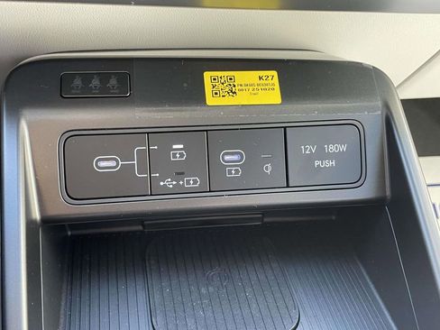 New 2026 Hyundai Kona SEL Premium image 28