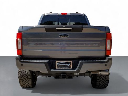 Used 2021 Ford F250 Lariat image 8