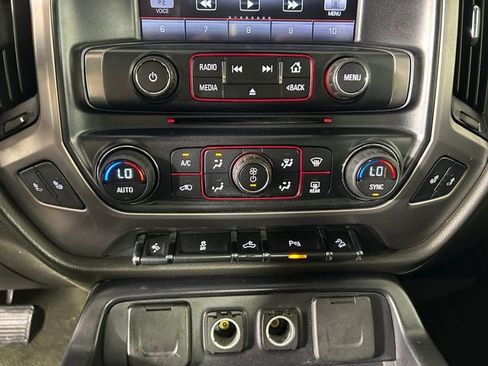 Used 2015 GMC Sierra 1500 SLT w/ All-Terrain Package AWD/4WD image 20
