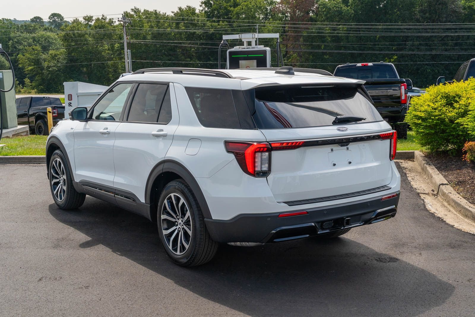 New 2026 Ford Explorer ST-Line w/ Premium Package RWD image 3