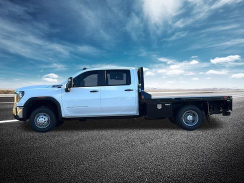 New 2026 GMC Sierra 3500 Pro w/ Convenience Package image 21