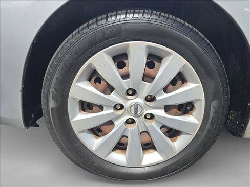 Used 2015 Nissan Sentra SV FWD image 26
