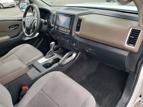 Used 2022 Nissan Frontier SV RWD image 20