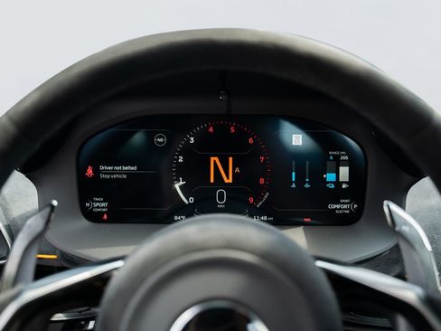 New 2025 McLaren Artura RWD image 37