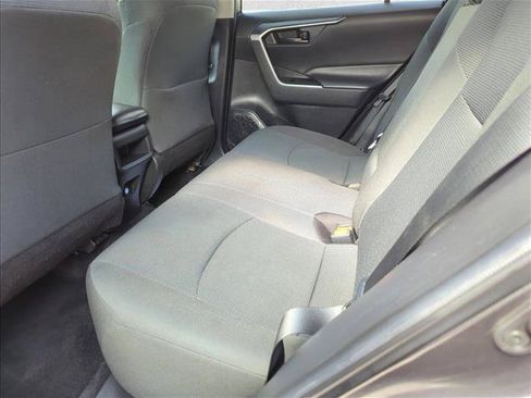 Certified 2021 Toyota RAV4 LE FWD image 12