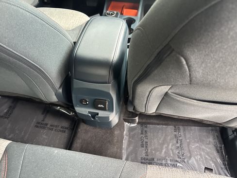 Used 2024 Ford Maverick XLT w/ XLT Luxury Package FWD image 13