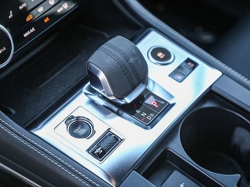 Used 2024 Jaguar F-PACE R-Dynamic S image 20