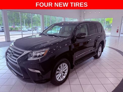 Used 2019 Lexus GX 460 Premium w/ Premium Package AWD/4WD image 3
