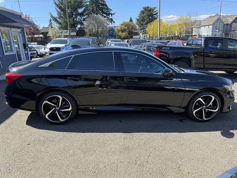 Used 2020 Honda Accord Sport image 7