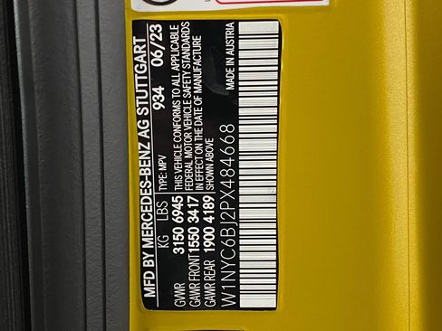 Used 2023 Mercedes-Benz G 550 image 22