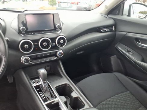Certified 2020 Nissan Sentra S image 15