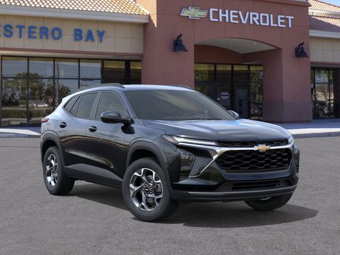 New 2026 Chevrolet Trax LT w/ Driver Confidence Package image 31