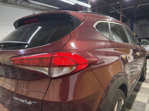 Used 2016 Hyundai Tucson Limited w/ Option Group 03 FWD image 10