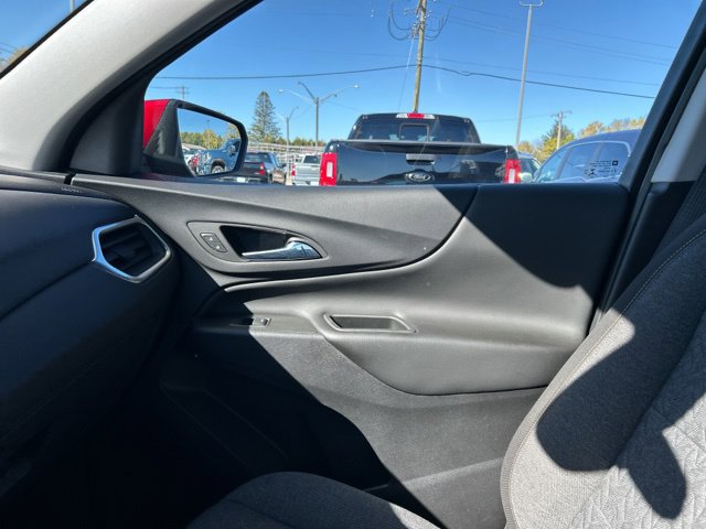 Used 2022 Chevrolet Equinox LT FWD image 38