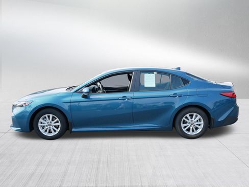 Certified 2025 Toyota Camry LE w/ Convenience Package FWD image 4