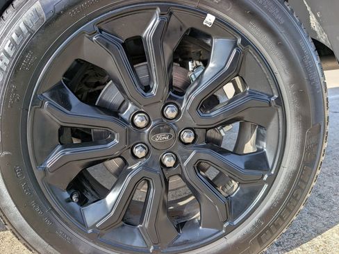 Used 2024 Ford Maverick XLT w/ XLT Luxury Package image 7