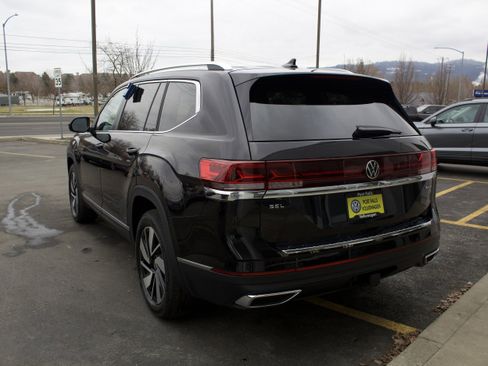 New 2026 Volkswagen Atlas SEL image 7