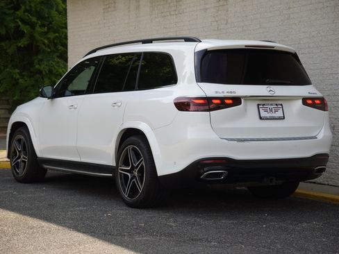 Used 2024 Mercedes-Benz GLS 450 4MATIC w/ AMG Line Exterior image 4